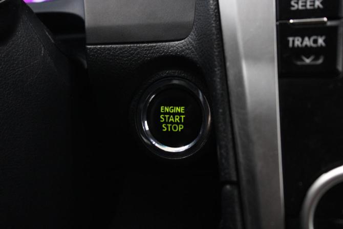 Toyota Camry VII (XV50) с пробегом 2012 года, цена 1 598 000 рублей, 280000 км, седан, Автокод Объявления