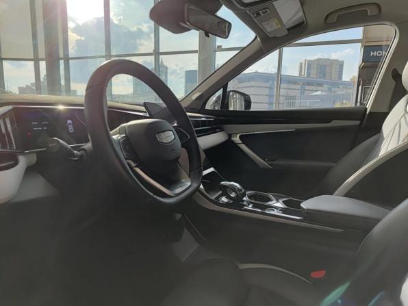 Geely Atlas II с пробегом 2024 года, цена 2 971 000 рублей, 43715 км, внедорожник, Автокод Объявления