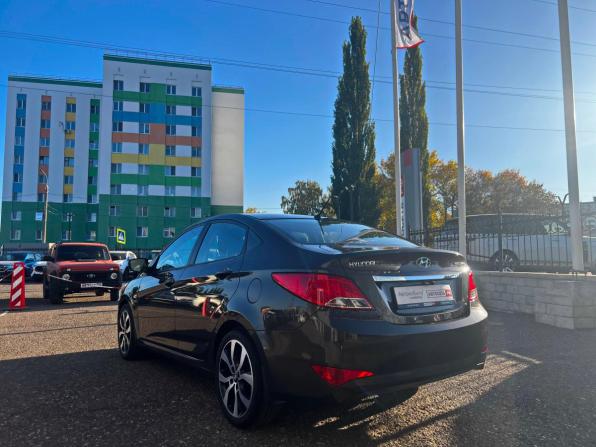 Hyundai Solaris I с пробегом 2014 года, цена 895 000 рублей, 210753 км, седан, Автокод Объявления