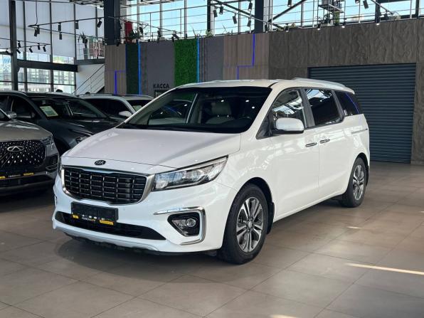 Kia Carnival III с пробегом 2018 года, цена 2 920 000 рублей, 128000 км, минивэн, Автокод Объявления