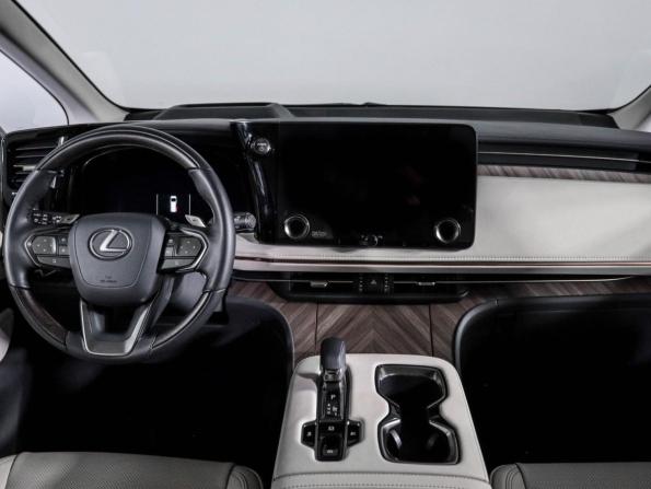 Lexus LM II с пробегом 2024 года, цена 13 000 000 рублей, 5338 км, минивэн, Автокод Объявления