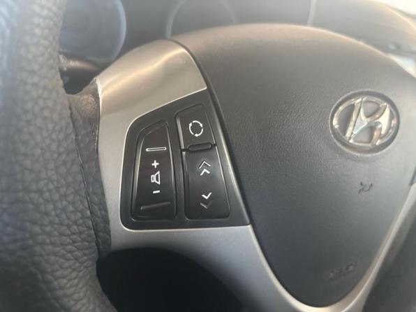 Hyundai i30 I Рестайлинг с пробегом 2011 года, цена 639 000 рублей, 260041 км, хэтчбек, Автокод Объявления