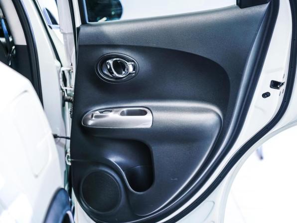Nissan Juke I с пробегом 2012 года, цена 1 150 000 рублей, 80994 км, внедорожник, Автокод Объявления