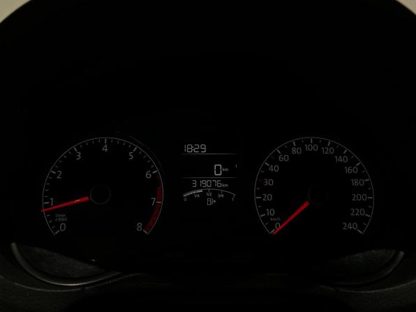 Volkswagen Polo V Рестайлинг с пробегом 2016 года, цена 599 000 рублей, 319076 км, седан, Автокод Объявления