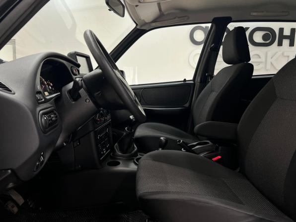 Lada (ВАЗ) Niva Travel I с пробегом 2023 года, цена 1 110 000 рублей, 24737 км, внедорожник, Автокод Объявления