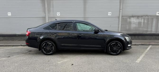 Skoda Octavia III (A7) Рестайлинг с пробегом 2018 года, цена 1 399 000 рублей, 183166 км, лифтбек, Автокод Объявления