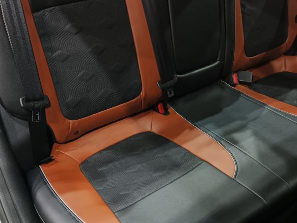 Lada (ВАЗ) Vesta I Рестайлинг (NG) с пробегом 2026 года, цена 1 850 000 рублей, 450 км, седан, Автокод Объявления