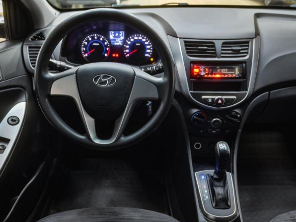 Hyundai Solaris I Рестайлинг с пробегом 2015 года, цена 1 219 000 рублей, 94254 км, хэтчбек, Автокод Объявления