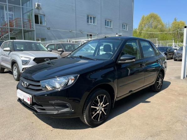 Lada (ВАЗ) Granta I Рестайлинг с пробегом 2022 года, цена 701 630 рублей, 36840 км, седан, Автокод Объявления