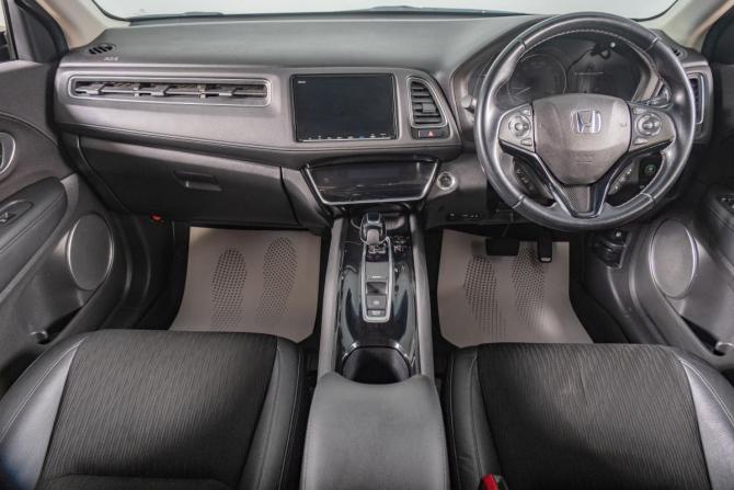 Honda Vezel I Рестайлинг с пробегом 2018 года, цена 1 799 000 рублей, 90900 км, внедорожник, Автокод Объявления