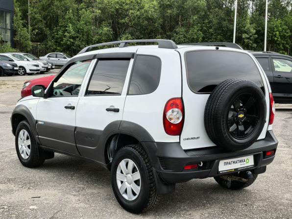 Chevrolet Niva I Рестайлинг с пробегом 2016 года, цена 579 000 рублей, 177000 км, внедорожник, Автокод Объявления