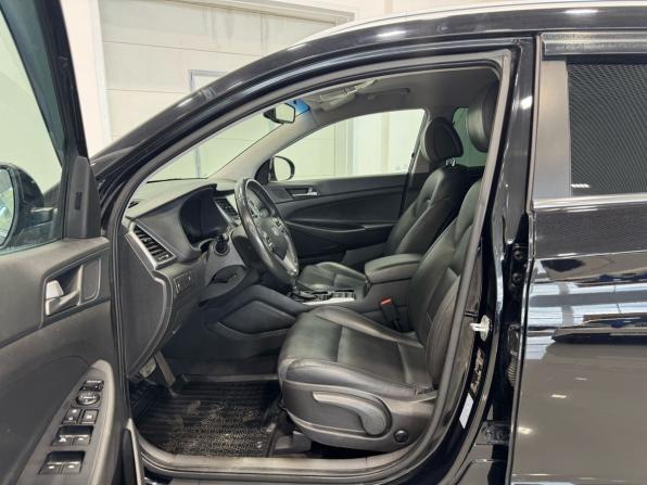 Hyundai Tucson III с пробегом 2018 года, цена 2 199 000 рублей, 120550 км, внедорожник, Автокод Объявления