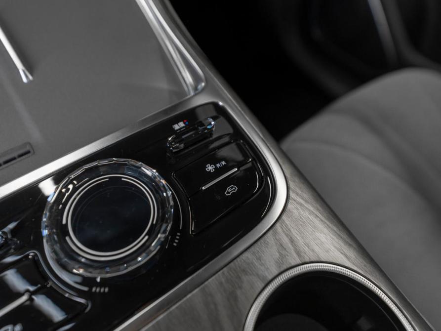 Geely Galaxy M7 Москва  - изображение 17