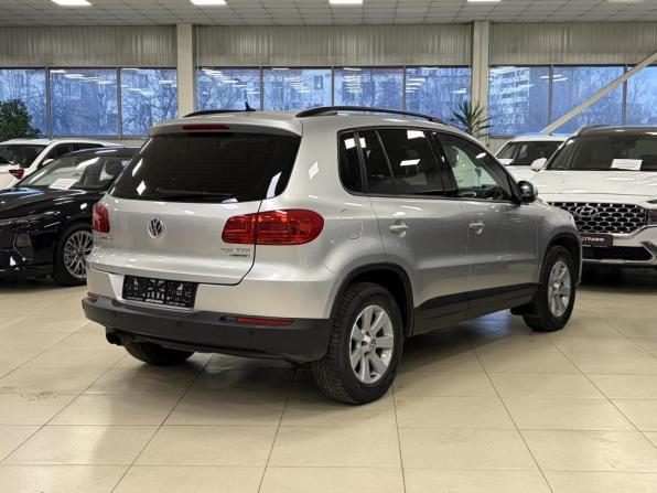 Volkswagen Tiguan I Рестайлинг с пробегом 2012 года, цена 989 000 рублей, 146424 км, внедорожник, Автокод Объявления