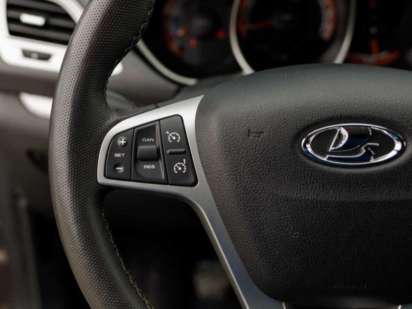 Lada (ВАЗ) Vesta I с пробегом 2022 года, цена 1 500 000 рублей, 62486 км, универсал, Автокод Объявления