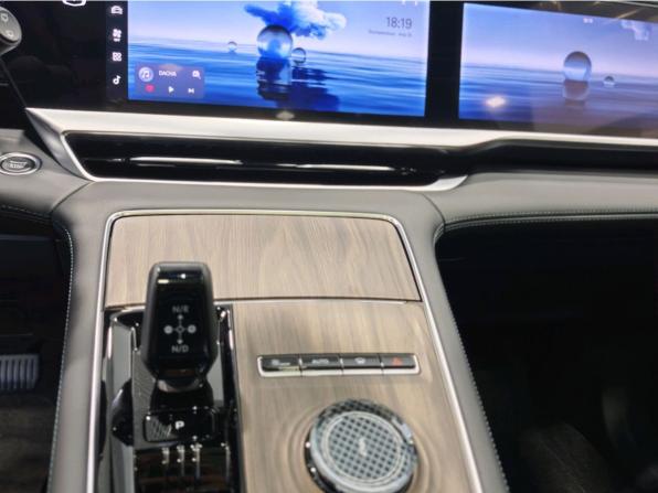 Geely Monjaro I с пробегом 2025 года, цена 4 499 000 рублей, 1600 км, внедорожник, Автокод Объявления