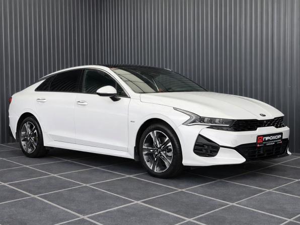 Kia K5 III с пробегом 2021 года, цена 3 090 000 рублей, 53433 км, седан, Автокод Объявления
