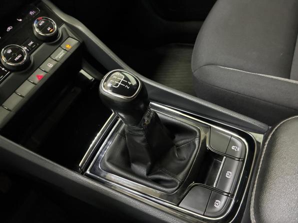 Skoda Karoq I с пробегом 2021 года, цена 1 850 000 рублей, 168000 км, внедорожник, Автокод Объявления