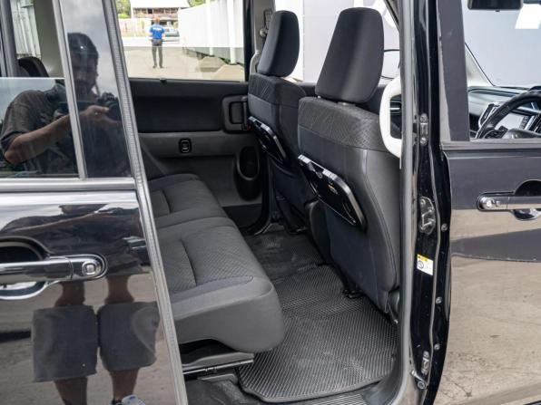 Suzuki Solio III с пробегом 2019 года, цена 1 350 000 рублей, 104092 км, микровэн, Автокод Объявления