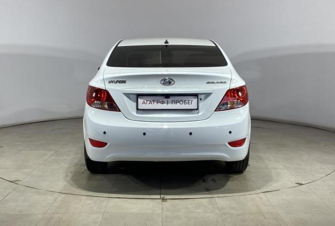 Hyundai Solaris I с пробегом 2014 года, цена 820 000 рублей, 225984 км, седан, Автокод Объявления
