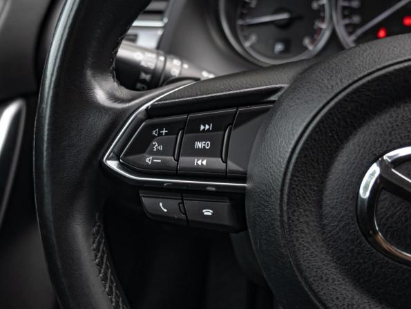 Mazda 6 III (GJ) Рестайлинг с пробегом 2016 года, цена 1 725 000 рублей, 194792 км, седан, Автокод Объявления