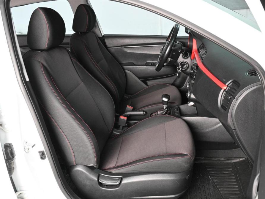 Kia Rio IV Рестайлинг Ростов-на-Дону  - изображение 8