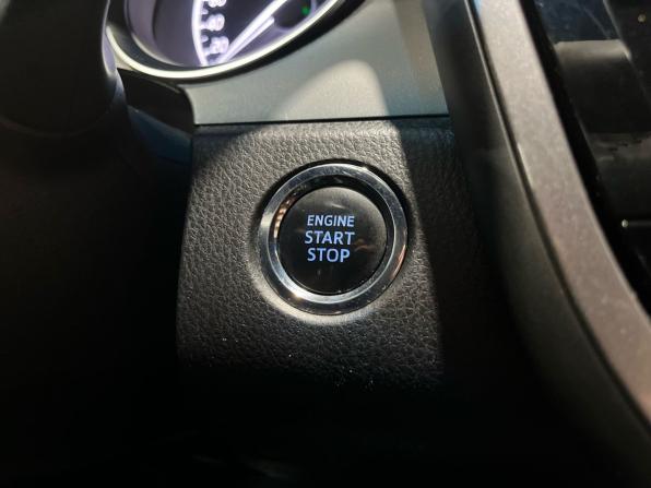 Toyota Camry VIII (XV70) с пробегом 2019 года, цена 2 240 000 рублей, 154887 км, седан, Автокод Объявления