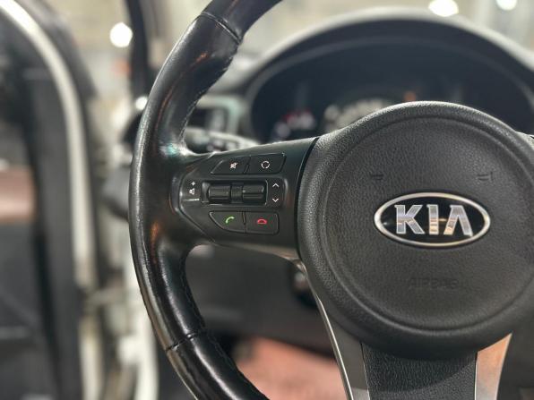 Kia Sorento III Prime с пробегом 2017 года, цена 2 570 000 рублей, 139428 км, внедорожник, Автокод Объявления