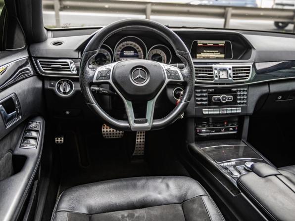 Mercedes-Benz E-Класс IV (W212 S212 C207) Рестайлинг с пробегом 2013 года, цена 1 898 000 рублей, 232816 км, седан, Автокод Объявления