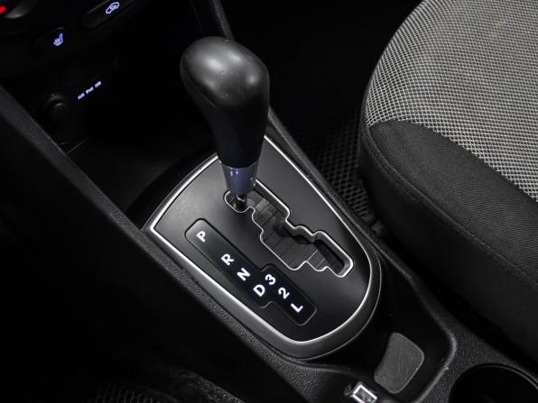 Hyundai Solaris I с пробегом 2012 года, цена 849 000 рублей, 202698 км, хэтчбек, Автокод Объявления