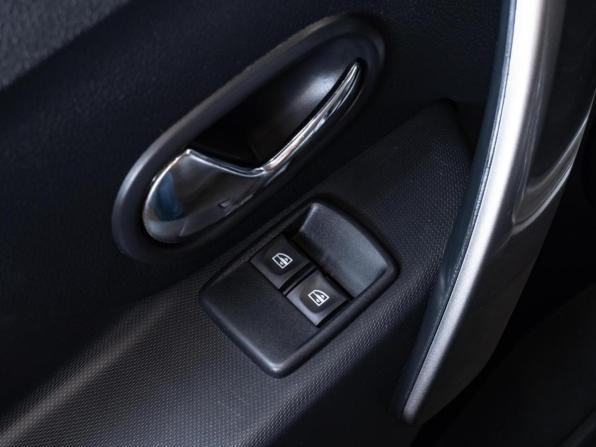 Renault Logan II с пробегом 2015 года, цена 734 000 рублей, 178048 км, седан, Автокод Объявления