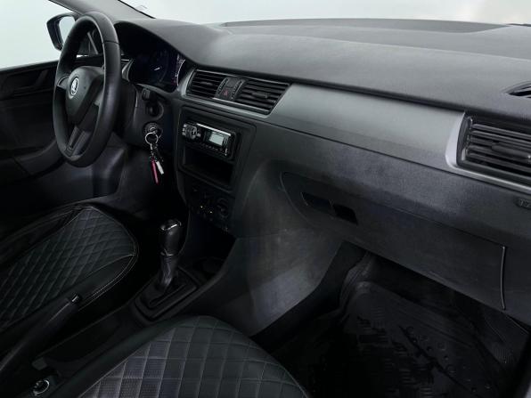 Skoda Rapid I с пробегом 2016 года, цена 1 297 000 рублей, 49308 км, лифтбек, Автокод Объявления