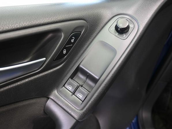 Volkswagen Golf VI с пробегом 2012 года, цена 680 000 рублей, 184550 км, хэтчбек, Автокод Объявления