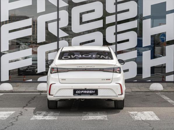 BAIC U5 Plus с пробегом 2023 года, цена 1 360 000 рублей, 6611 км, седан, Автокод Объявления