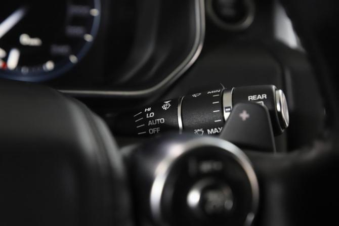 Land Rover Range Rover IV с пробегом 2015 года, цена 4 599 000 рублей, 90229 км, внедорожник, Автокод Объявления