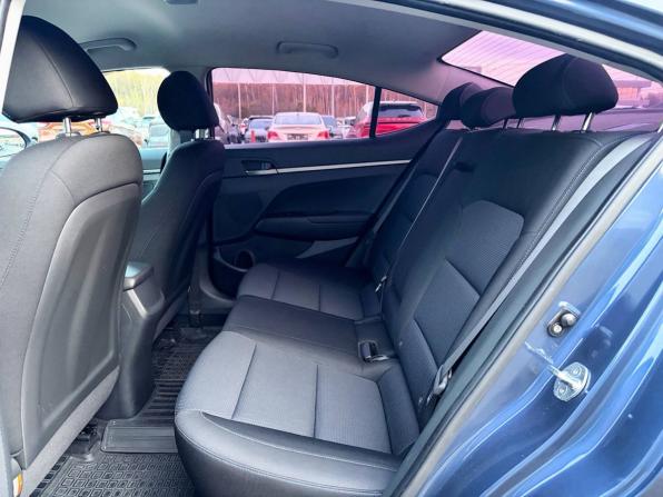 Hyundai Elantra VI (AD) с пробегом 2017 года, цена 1 295 000 рублей, 151000 км, седан, Автокод Объявления