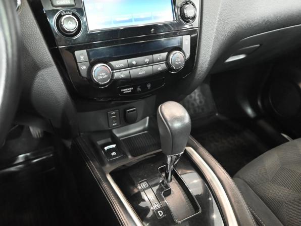 Nissan X-Trail III с пробегом 2017 года, цена 1 930 000 рублей, 145000 км, внедорожник, Автокод Объявления