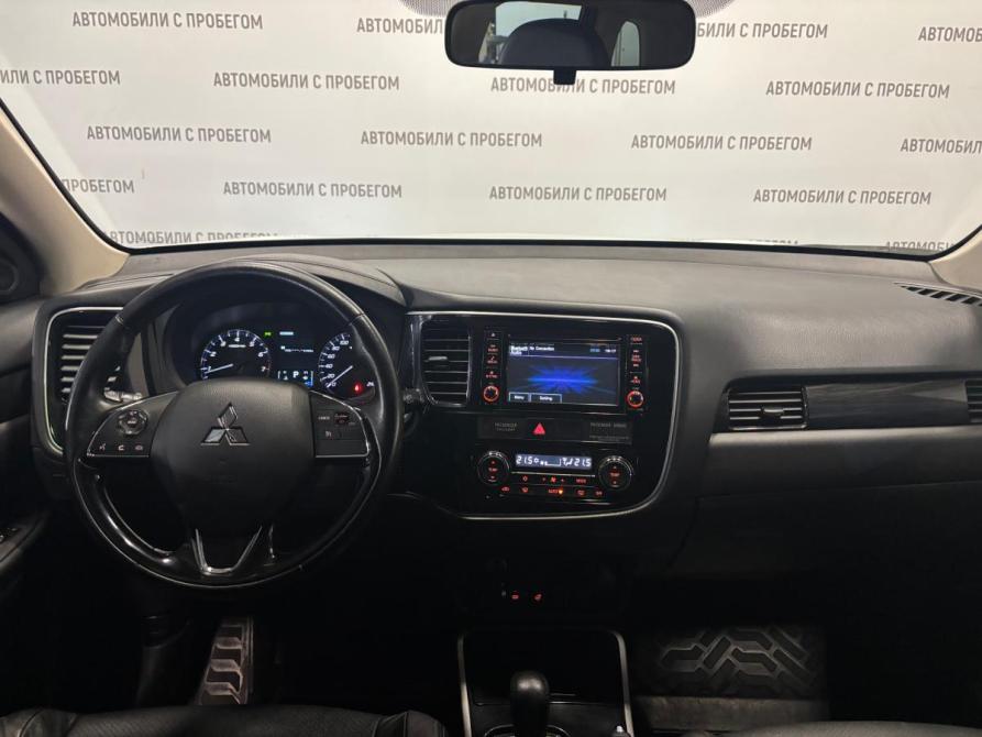 Mitsubishi Outlander III Рестайлинг 2 Санкт-Петербург  - изображение 20
