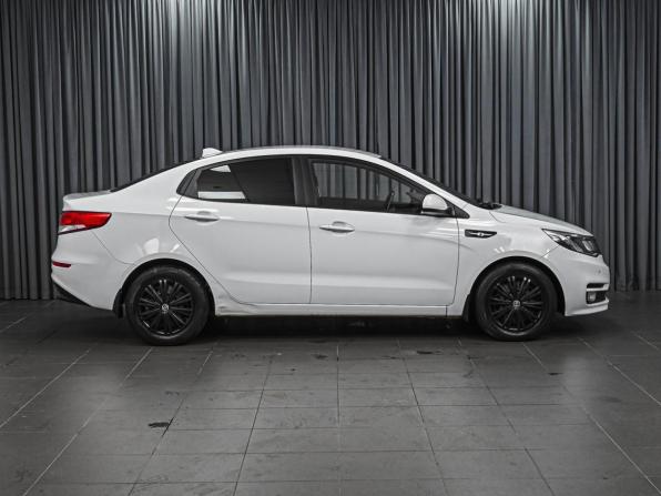 Kia Rio III Рестайлинг с пробегом 2017 года, цена 1 490 000 рублей, 79450 км, седан, Автокод Объявления
