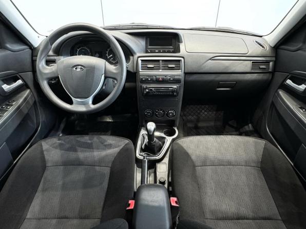 Lada (ВАЗ) Priora I Рестайлинг с пробегом 2015 года, цена 560 000 рублей, 135787 км, хэтчбек, Автокод Объявления