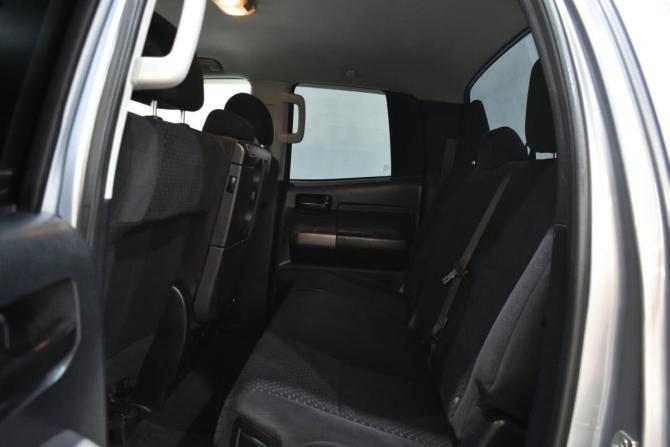 Toyota Tundra II с пробегом 2011 года, цена 2 540 000 рублей, 300000 км, пикап, Автокод Объявления
