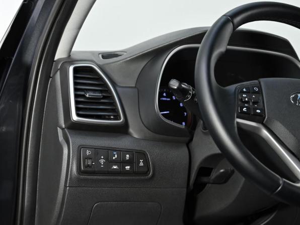 Hyundai Tucson III Рестайлинг с пробегом 2019 года, цена 2 049 000 рублей, 135000 км, внедорожник, Автокод Объявления