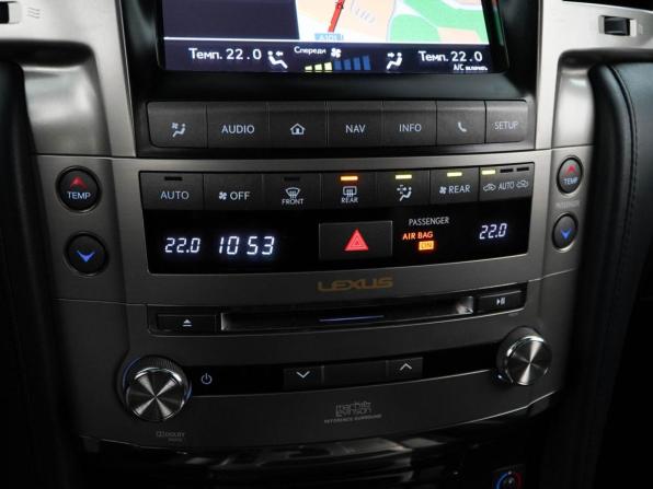 Lexus LX III Рестайлинг с пробегом 2013 года, цена 4 677 077 рублей, 146756 км, внедорожник, Автокод Объявления