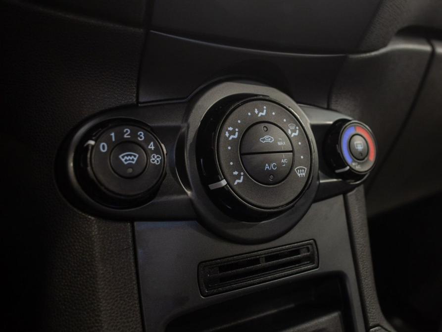 Ford Fiesta Mk6 Рестайлинг Иваново  - изображение 28