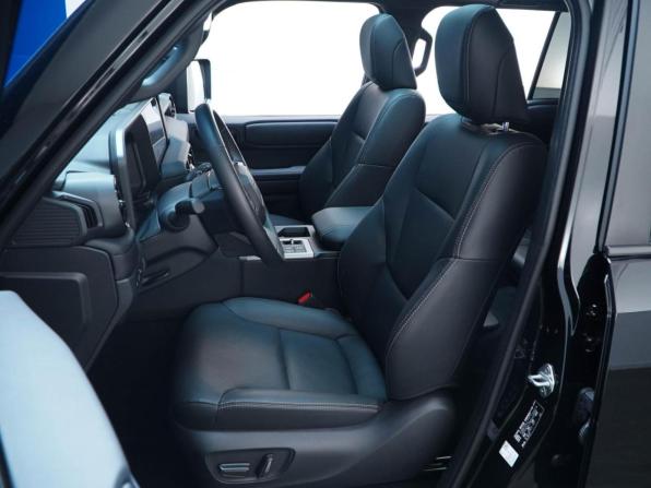 Toyota Land Cruiser Prado 250 Series с пробегом 2024 года, цена 9 748 055 рублей, 18590 км, внедорожник, Автокод Объявления