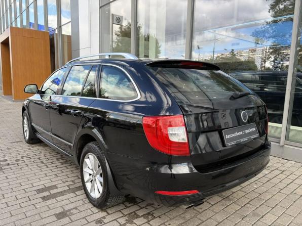 Skoda Superb II Рестайлинг с пробегом 2013 года, цена 999 000 рублей, 358460 км, универсал, Автокод Объявления