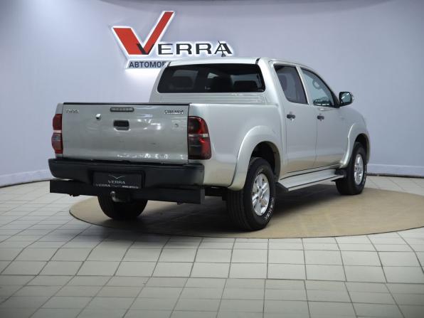 Toyota Hilux VII Рестайлинг с пробегом 2013 года, цена 1 690 000 рублей, 365875 км, offers.body_type.unknown, Автокод Объявления