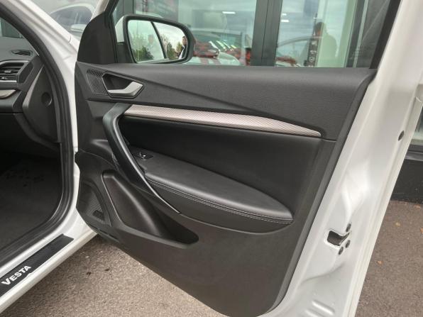 Lada (ВАЗ) Vesta I Рестайлинг (NG) с пробегом 2023 года, цена 1 270 000 рублей, 40063 км, седан, Автокод Объявления