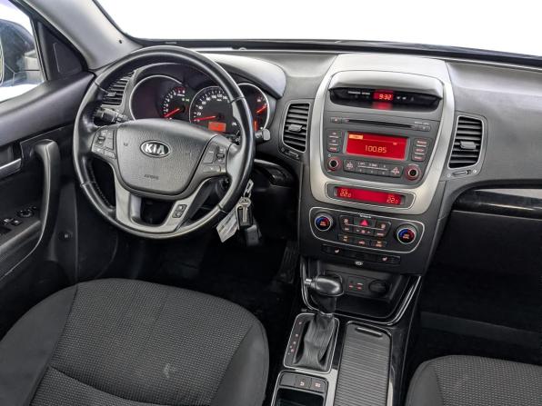 Kia Sorento II Рестайлинг с пробегом 2017 года, цена 1 810 000 рублей, 209222 км, внедорожник, Автокод Объявления