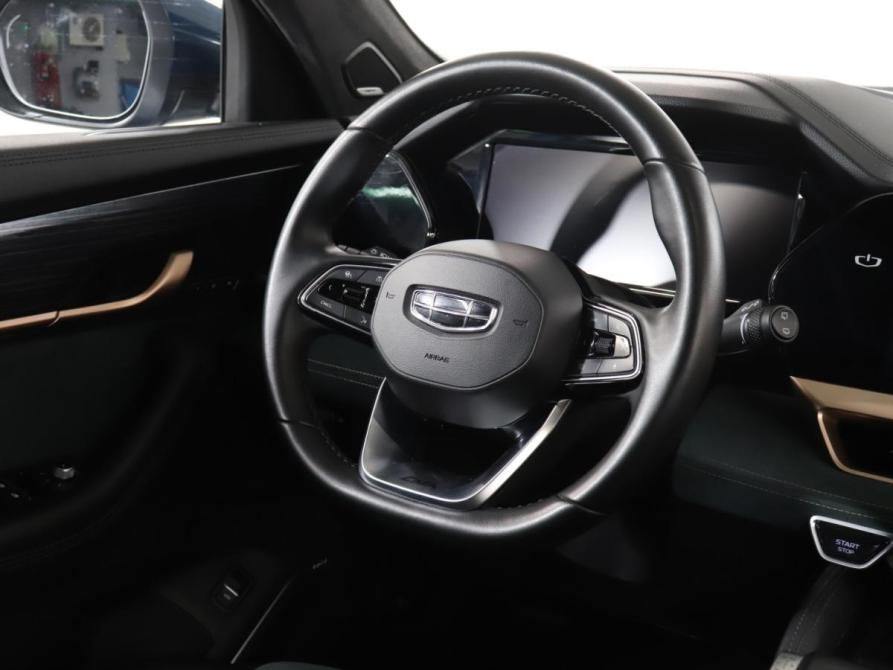 Geely Monjaro I Москва  - изображение 15